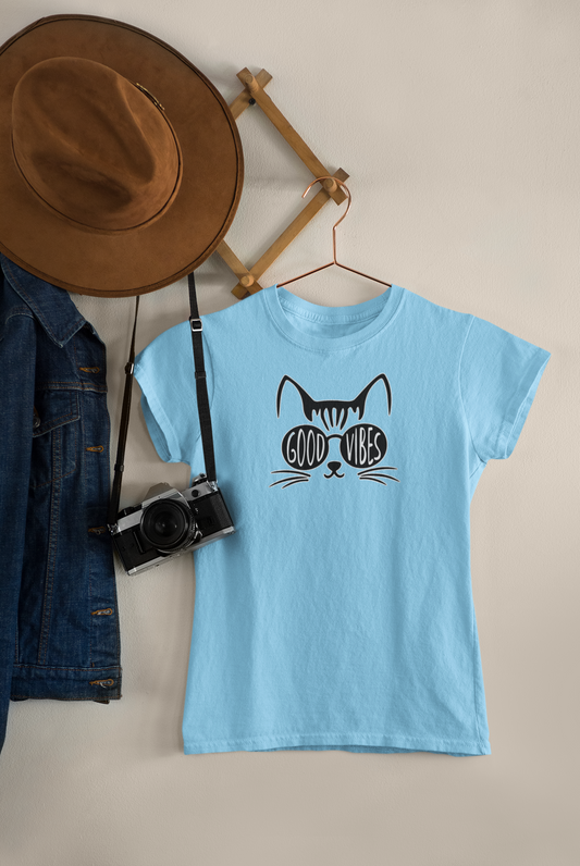 Women's Tee "Good Vibes" Cat